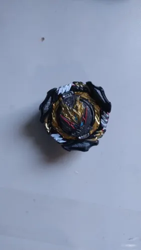  beyblade  bustr 