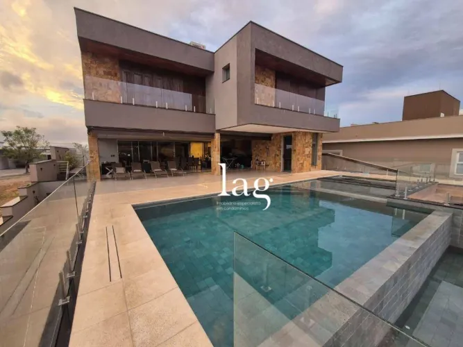 Casa com 3 quarto, 926 m² - venda por R$ 9.900.000 ou aluguel por R$ 66.980/mês - Condomín