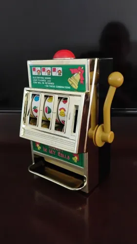 COFRINHO DÉCADA DE 80 A PILHA E FUNCIONANDO