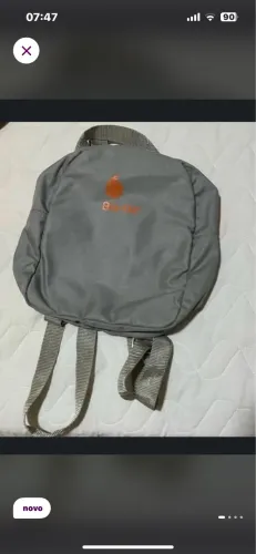 Mochila pequena nova