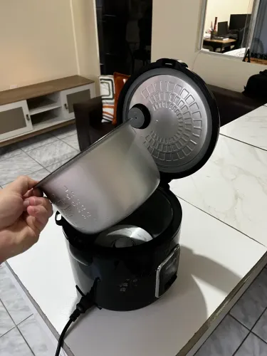 Panela de Arroz Elétrica