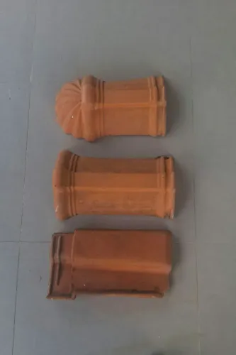 Vendo telhas de barro