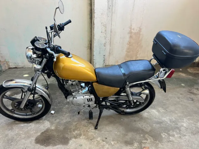 Suzuki Intruder 125 2007 - Revisada