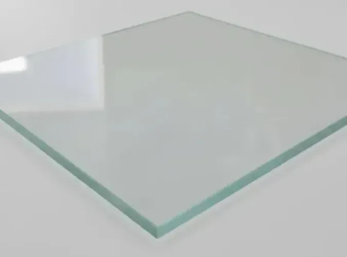 Vidro de mesa 1 x 1m conservado