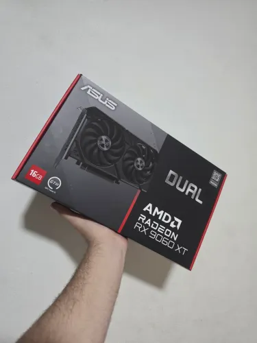 RX 9060 xt 16gb asus dual Lacrada com nota fiscal comprada na Kabum