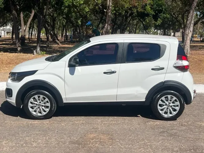 Fiat Mobi Like 1.0 Fire Flex 5P. 2022