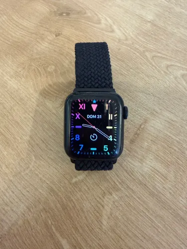 Relógio Apple Watch SE 2ª Geração (GPS)