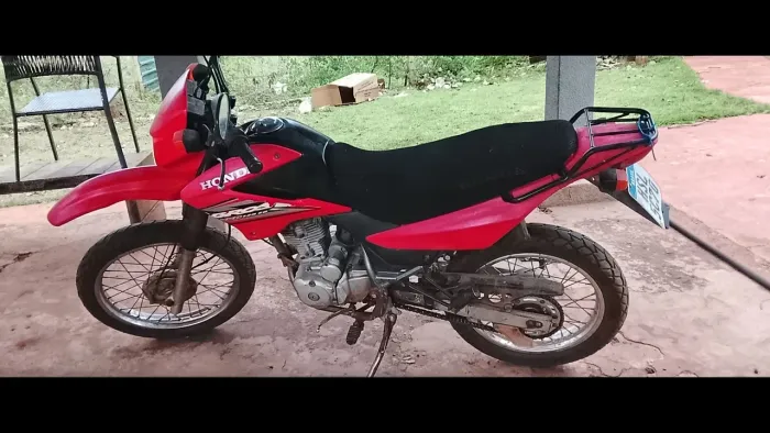 Moto Honda bros 125 es