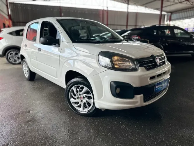 Fiat Uno Attractive 1.0 Flex 6V 5P 2021