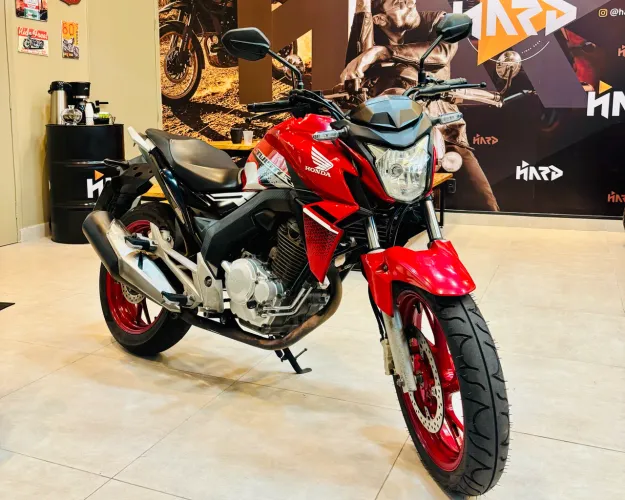 HONDA CB250F TWISTER - 2021 - Apenas 18.000Km
