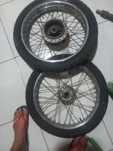 Rodagem completa aro 18 com adaptação de freio a disco na dianteiro e tabom meia vida