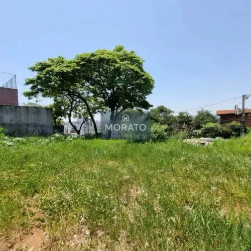 Lote com 1.437 m² no bairro São Luiz em uma das melhores Localidades.