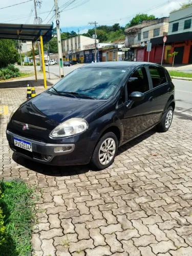 Fiat Punto Essence 1.6 Flex 16V 5P 2015