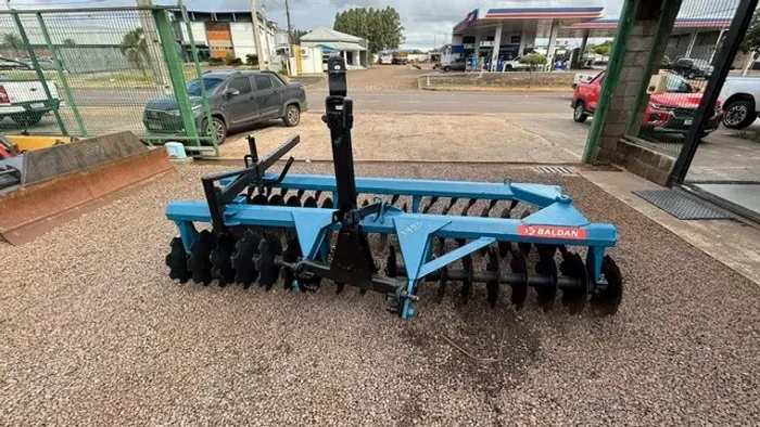 Grade Niveladora 36 discos