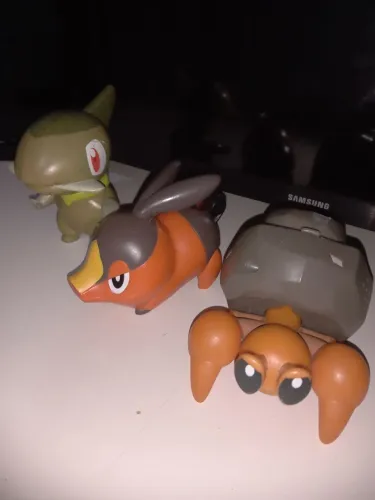 Pokémon Axew, Tepig e Dwebble de 2012