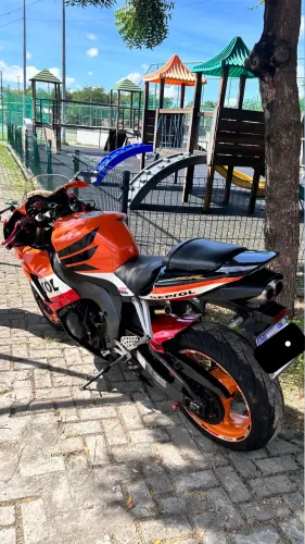 Vendo moto CB1000 Repsol