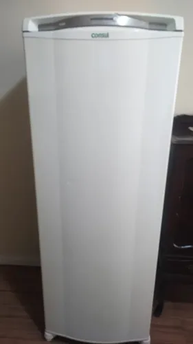  Refrigerador Consul Frostfree 342L Branco mod. CRB39ABANA90 revisado em perfeito estado.