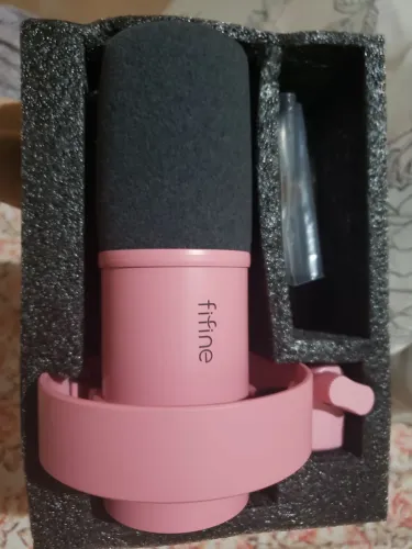 Microfone K688 rosa NOVO 