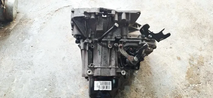 caixa cambio nissan march 1.0 16v 2015