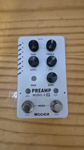 Pedal Mooer Preamp Model X2 Preamp Digital com IR