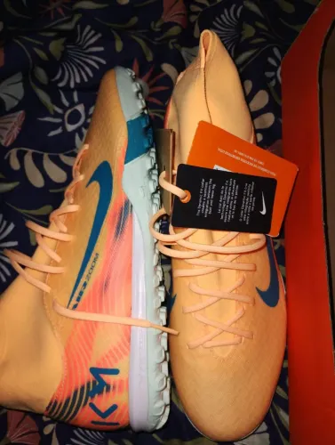 Chuteira society Nike original 