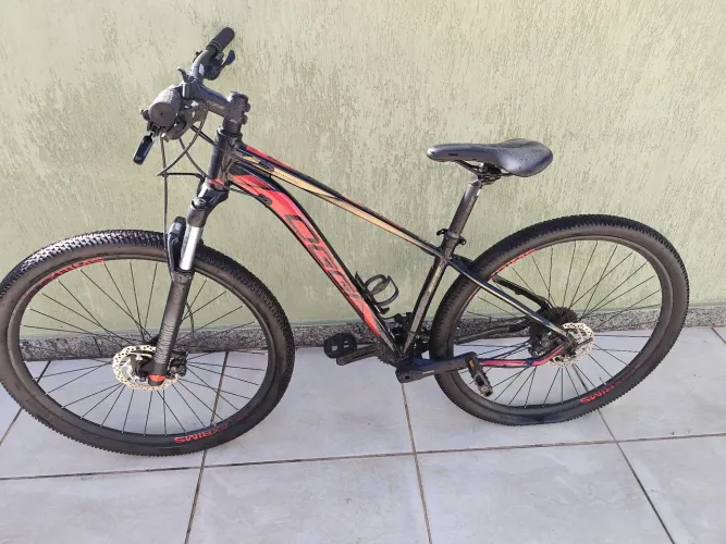 Oggi Big Wheel 7.1 - 2022 Tam. 15,5 com Rock Shox