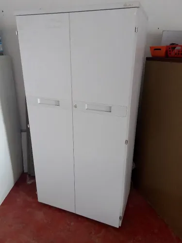 Armário multiuso