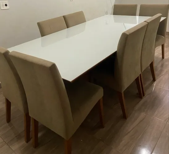Mesa 8 cadeiras