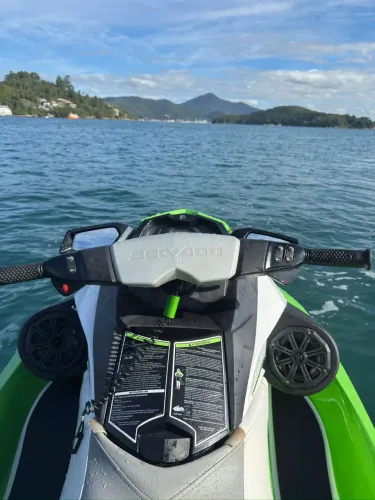 Jet SKY seadoo gti 130 2014 pego trocas 