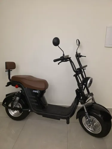 Vendo scooter x12 eletrica novinha..