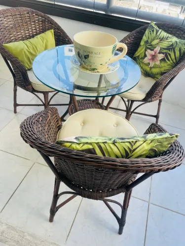 Mesa varanda em Rattan e Vidro