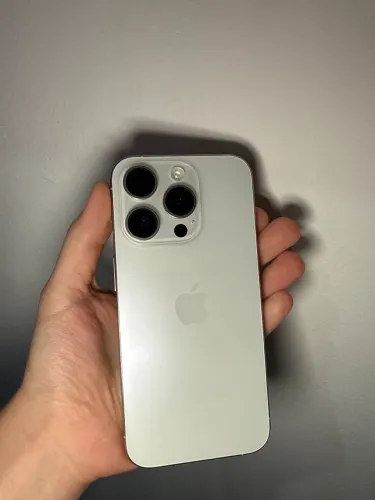 IPHONE 15 PRO 256gb 96% 