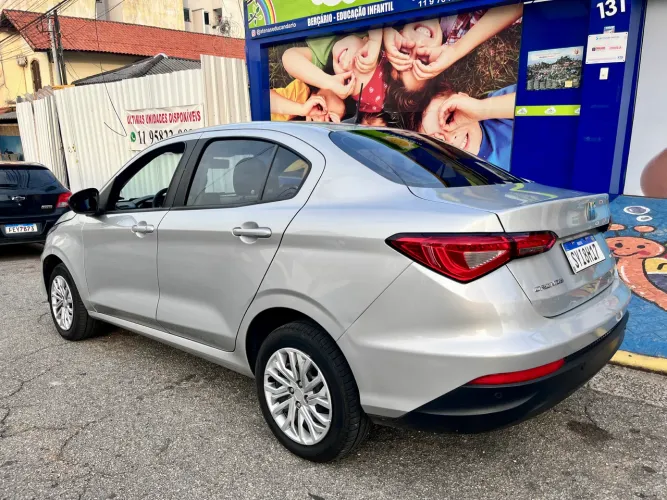 Fiat Cronos Drive 1.0 6V 2024