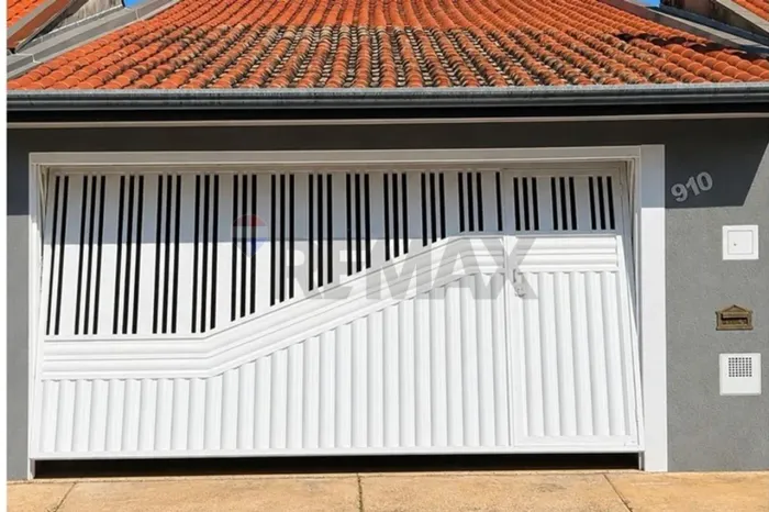 Casa em Capivari: Oportunidade de Investimento!