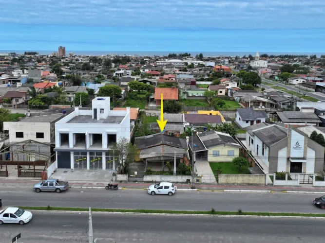 Lote Av. Interpraia