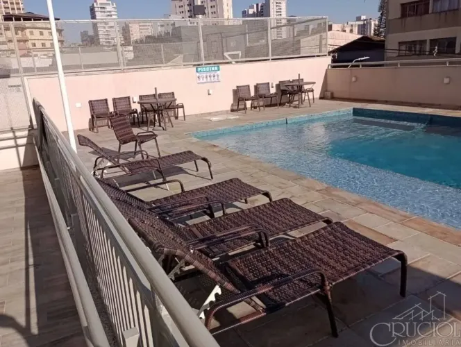 Apartamento com 2 dormitórios para alugar, 56 m² por R$ 3.200,00/mês - Centro - Londrina/P