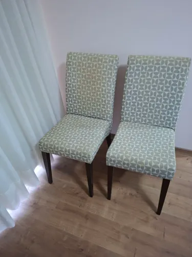 02 Cadeiras para sala
