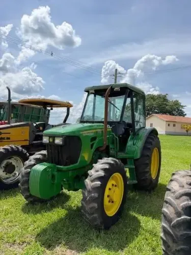 Trator John Deere 5078E 2018