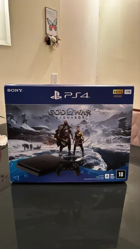 Ps4 com 9 jogos 