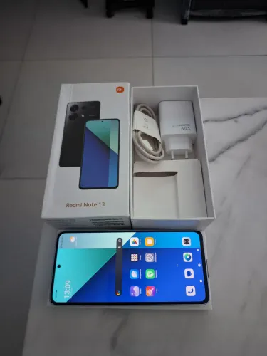 Smartphone Xiaomi Redmi Note 13 256GB - NOVÍSSIMO