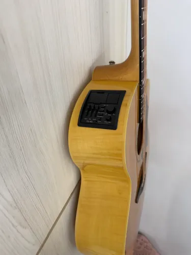 Violão Takamine EG523SC