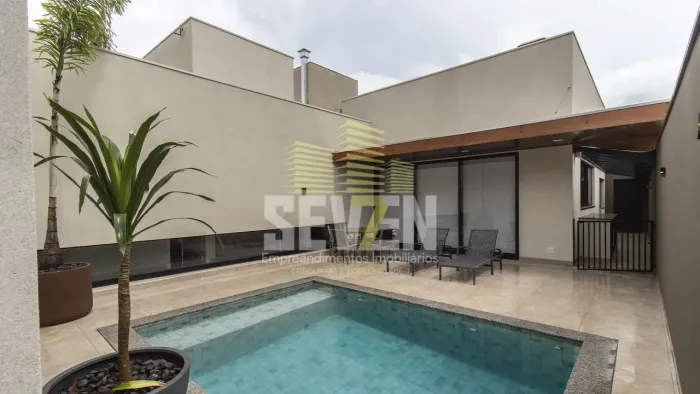 Casa Térrea de Alto Padrão à Venda no Condomínio Spazio Verde
