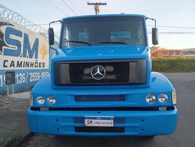 Vende-se ou trocas Mercedes 1620