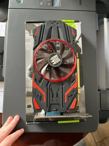 Placa de vídeo gtx 550 ti 2gb 