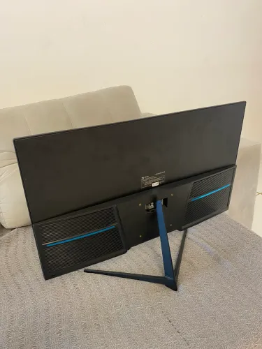 Vendo monitor game 240hz 