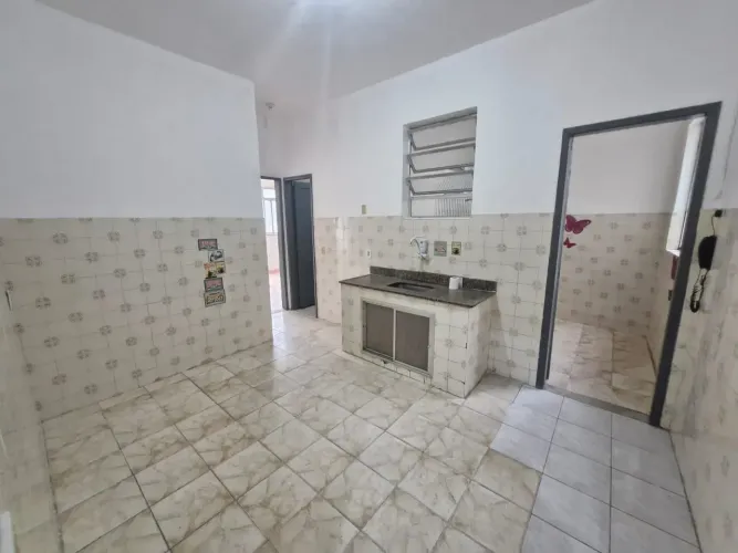 Imóvel para venda possui 50 metros quadrados com 1 quarto em Centro - Macaé - RJ