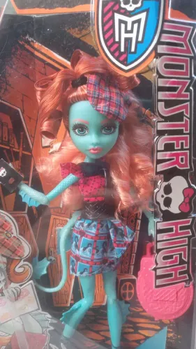 Boneca Monster high Lorna Mcnessie Completa!