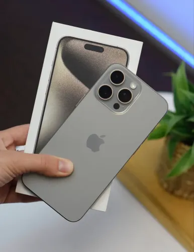 iPhone 15 Pro Max | Natural | Sem detalhes