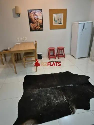 Flat com ótimo preço no bairro Pinheiros. Confira!