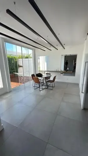 Casa em Condomínio com 4 Quarto(s) e 8 banheiro(s) para Alugar, 1200 m² por R$ 55000 / Mês